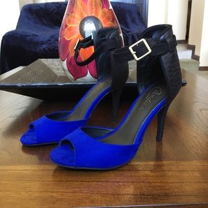 Royal blue and back heels by Candies - Brand New!